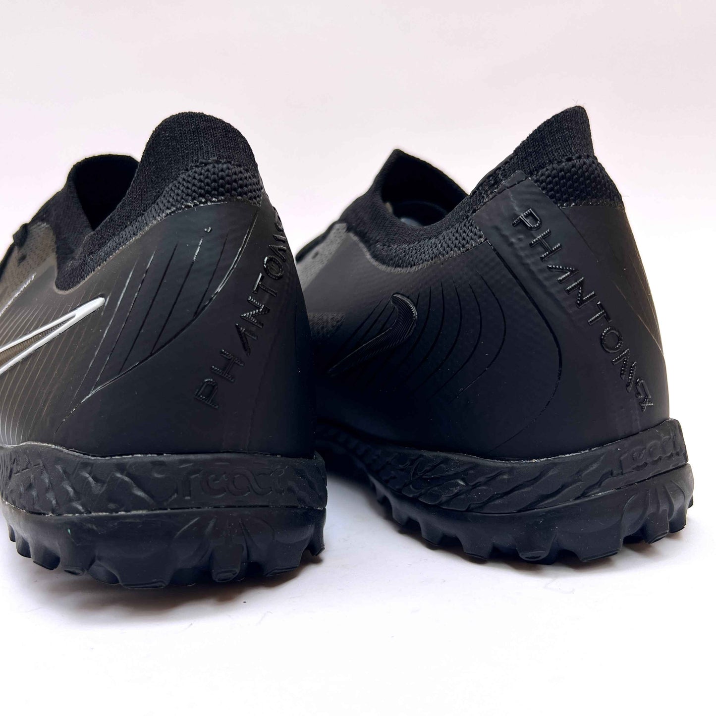 Turf.Nike Phantom GX ll Vapor (black edition)