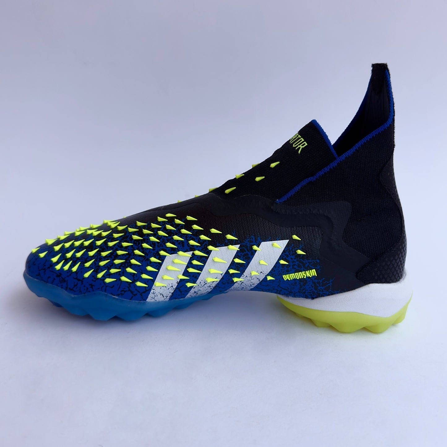 Turf.Adidas Jr. Predator Freak Plus (blue black)