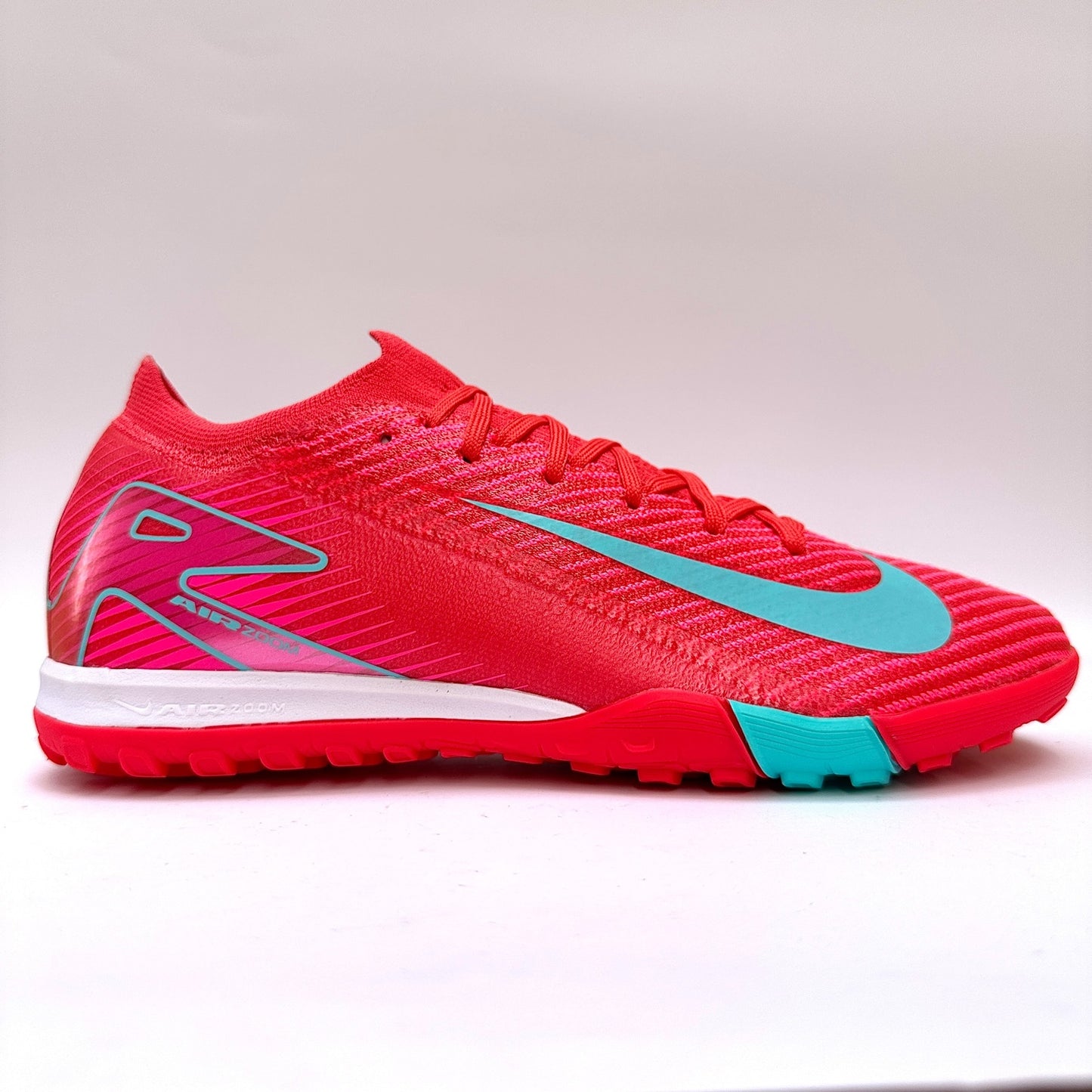 Turf.Nike Mercurial AirZoom Vapor 16 (mad energy pack)