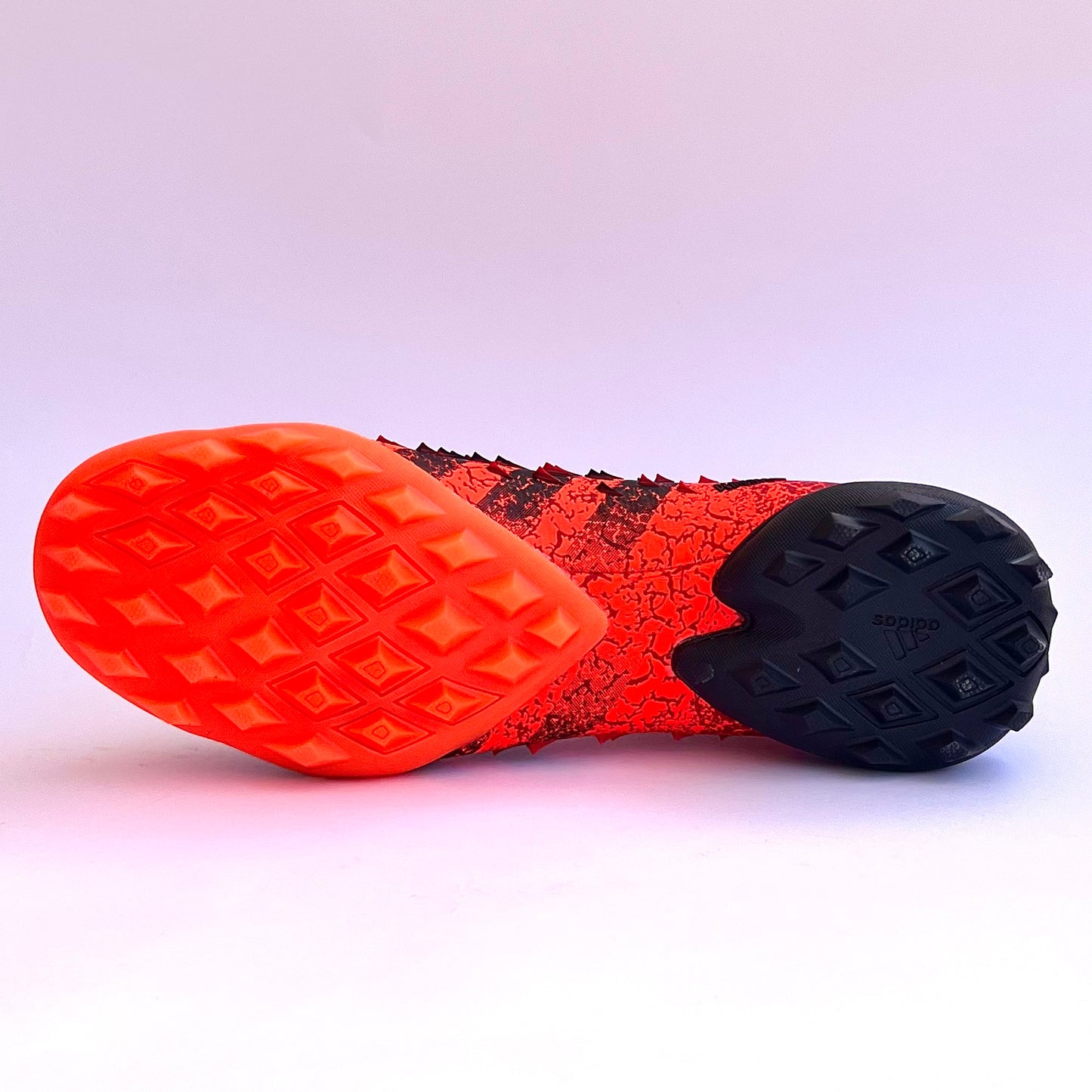 Turf.Adidas Jr. Predator Freak Plus (orange)