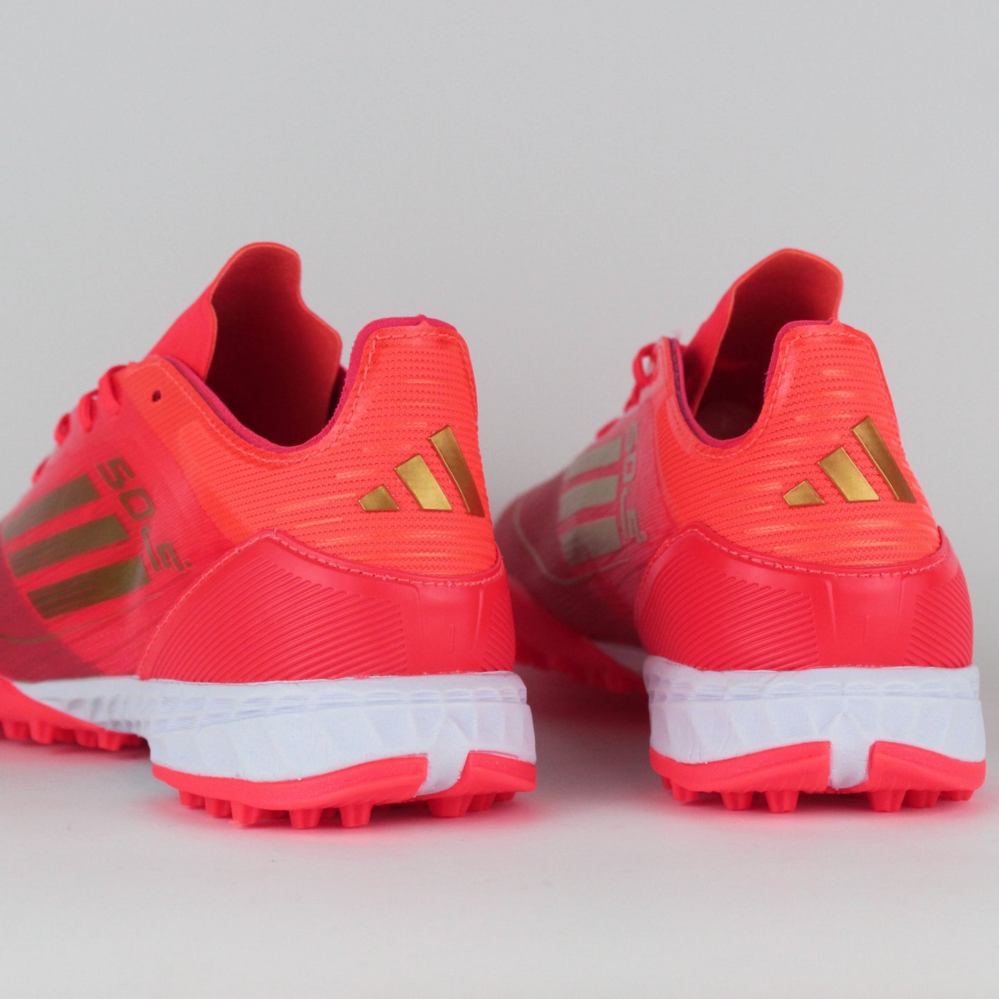 Turf Adidas F50 Laces (red-gold)