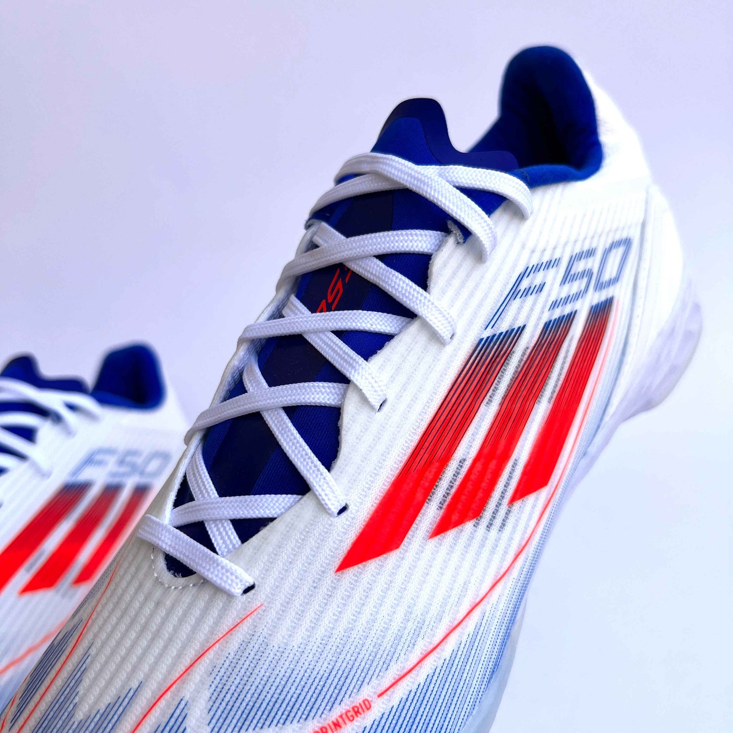 Turf.Adidas F50 Laces (white blue)