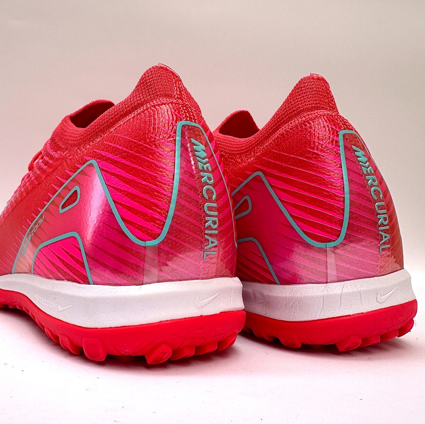Turf.Nike Mercurial AirZoom Vapor 16 (mad energy pack)