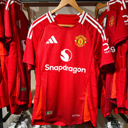 Manchester United T-shirt (first kit)